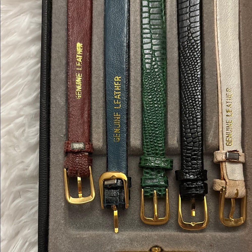 Gold Watch with Interchangeable Straps - Picture 3 of 5